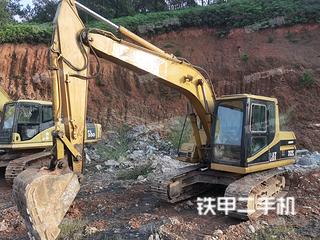 卡特彼勒365b挖掘机工作视频，从铁甲巨兽到工地日常，带你亲眼看看它到底有多猛