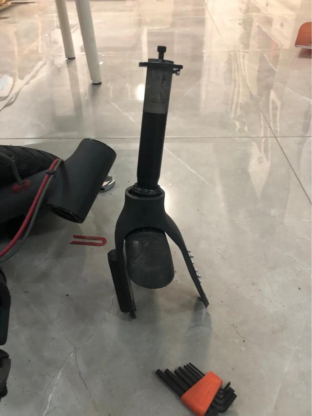 拆个前叉差点把车拆报废？小米M365滑板车前叉拆卸视频实操笔记
