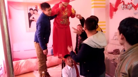 从安微闹洞房视频说起，那些年我们见证过的婚俗热闹与边界