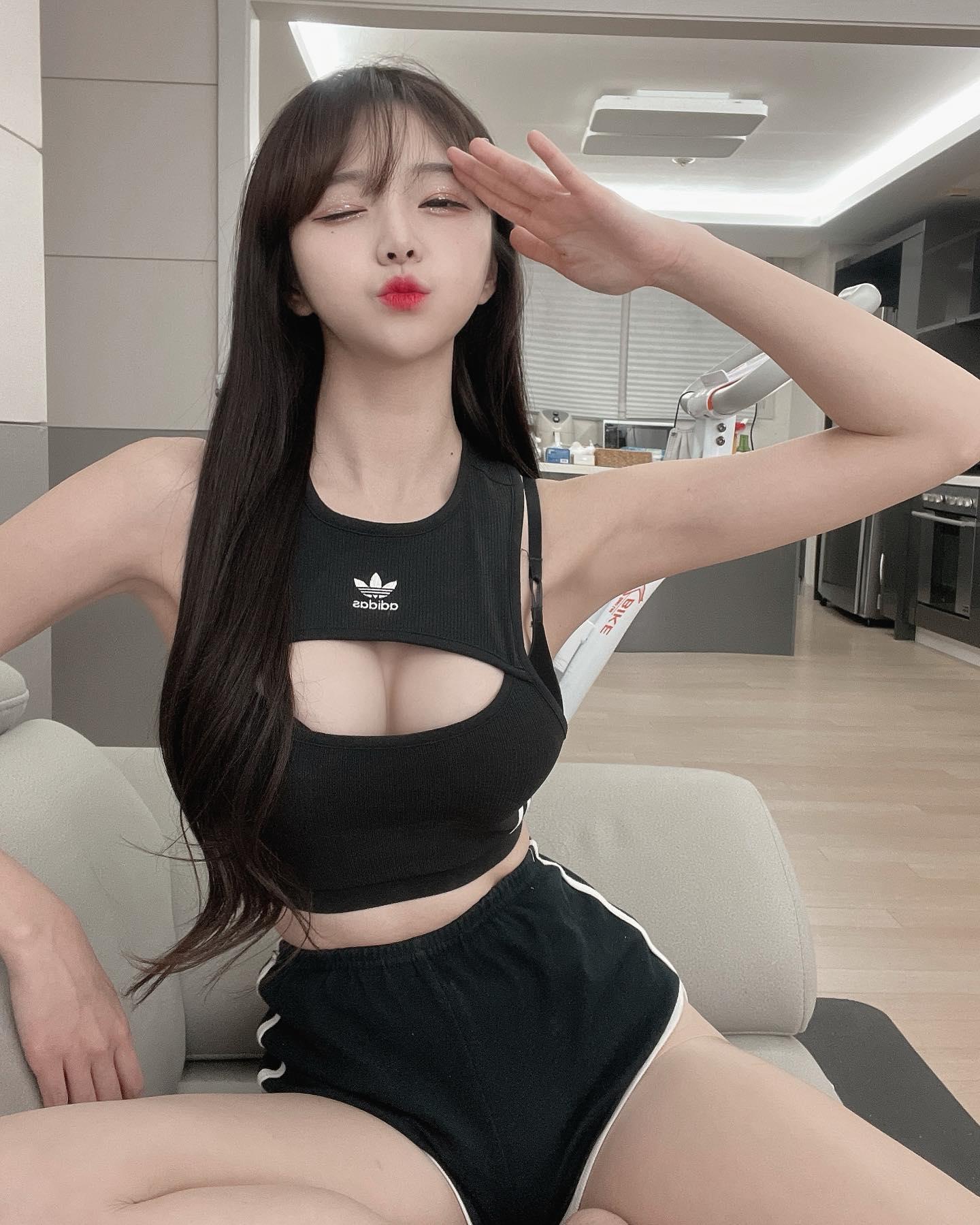 韩国美女VIP视频365天极网，这到底是个啥玩意儿？