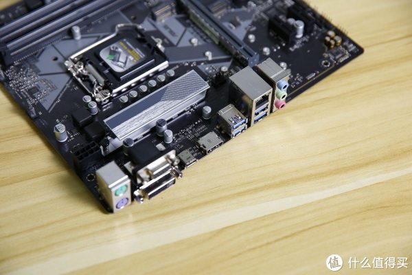 华硕B365M主板装机械硬盘，这事儿真没那么难